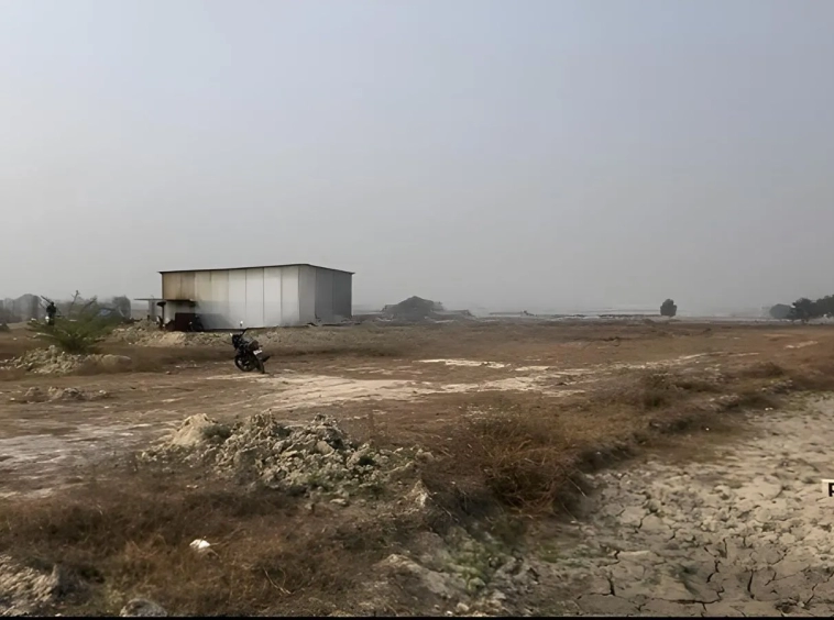 Industrial plot in Pathredi